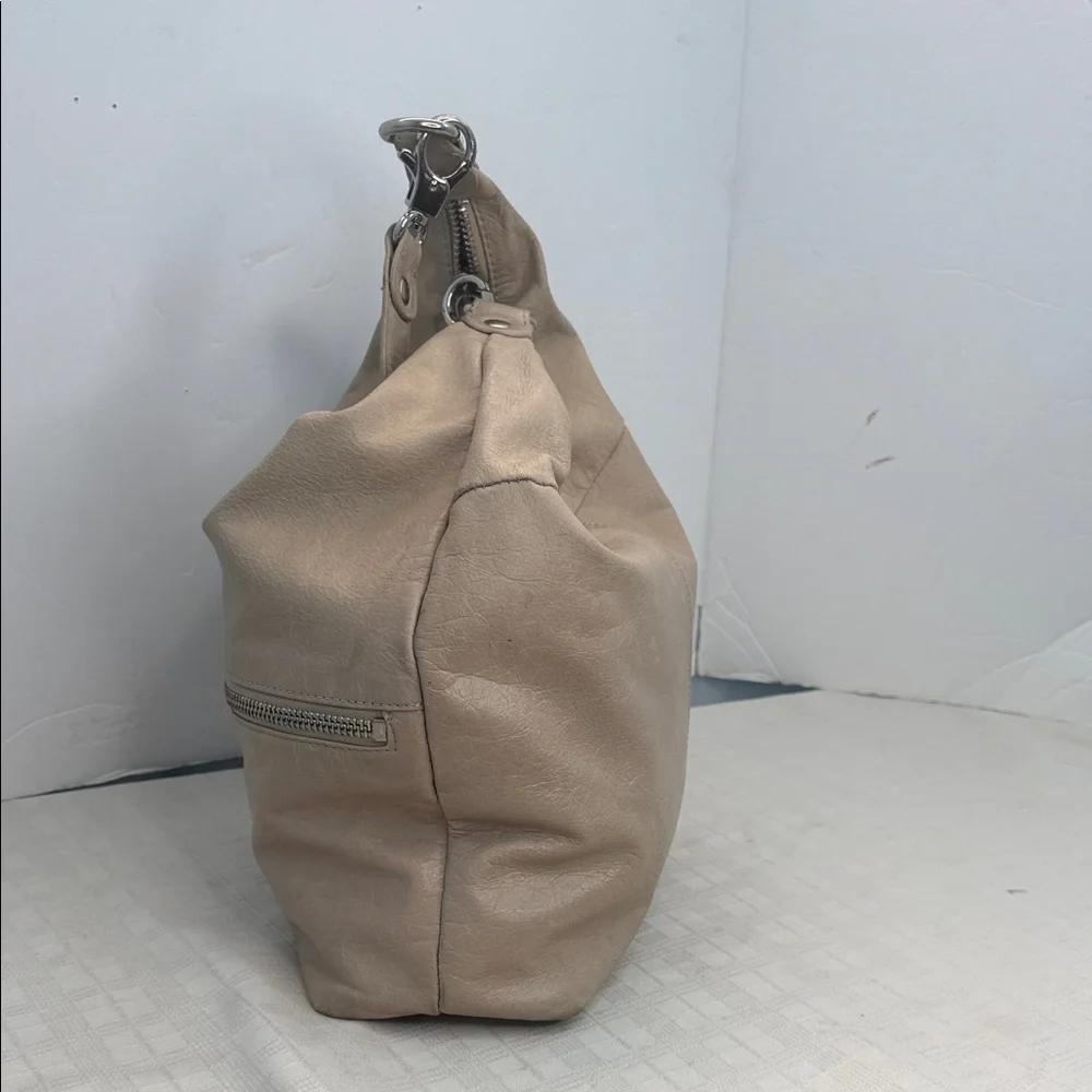 HOBO Taupe Pebble Leather Slouch Shoulder Bag Front Zip Pocket